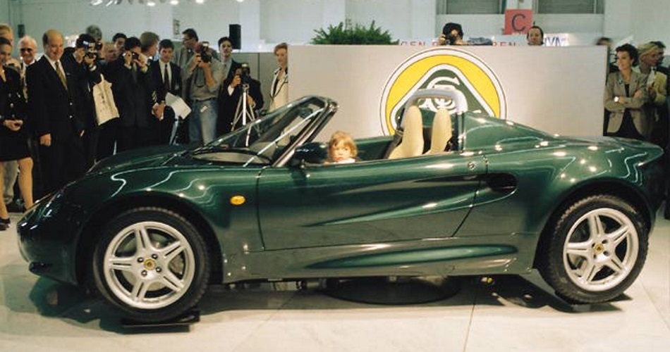 Машина Lotus Elise 1996