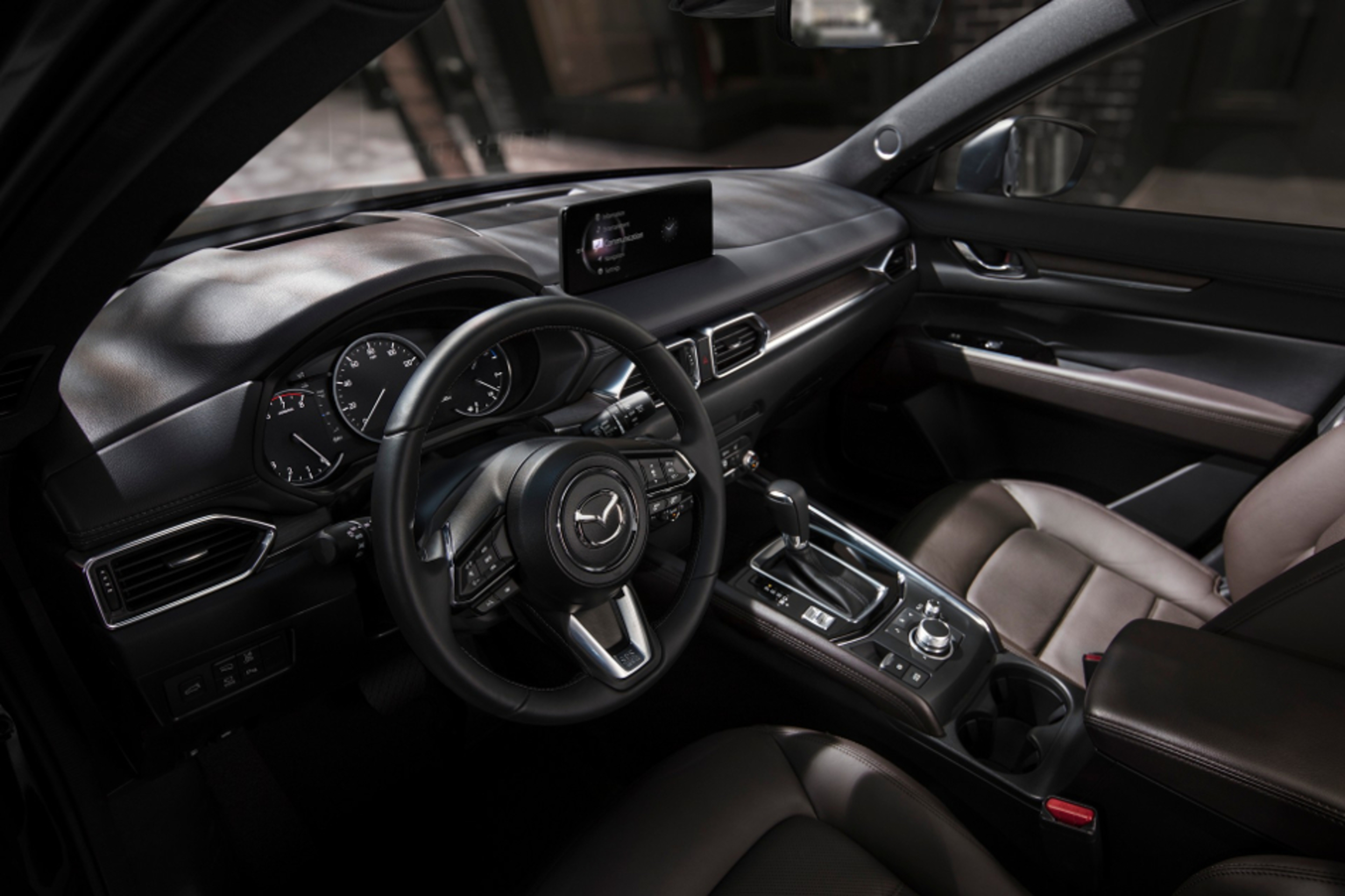Nueva tecnología y edición Carbono para el Mazda CX5 2021 Motor y Racing