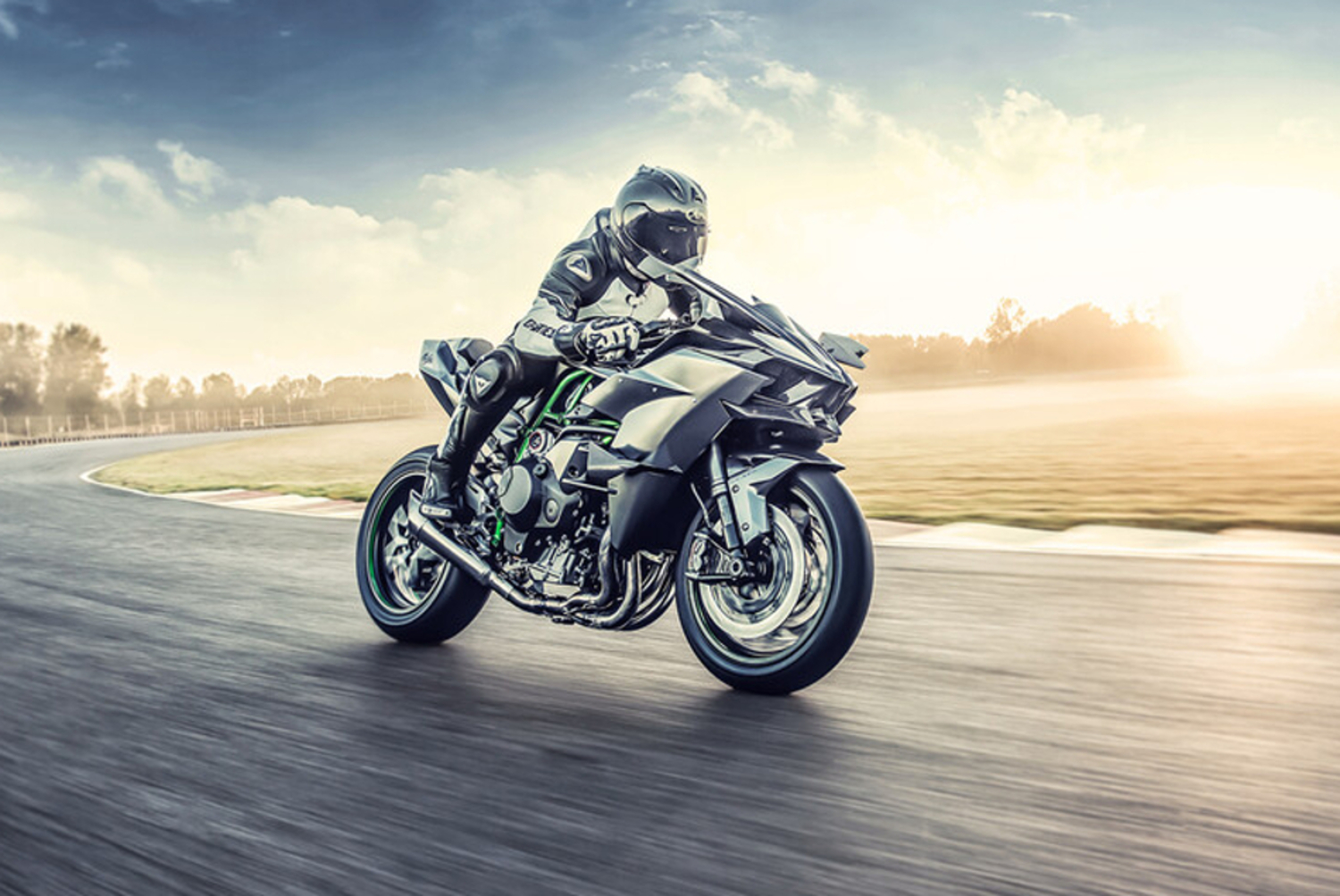 La Kawasaki Ninja H2r Recibe Algunos Ajustes Motor Y Racing 6119