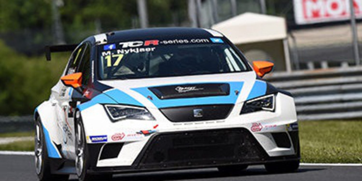 Nykjaer se lleva la segunda carrera del TCR en Austria